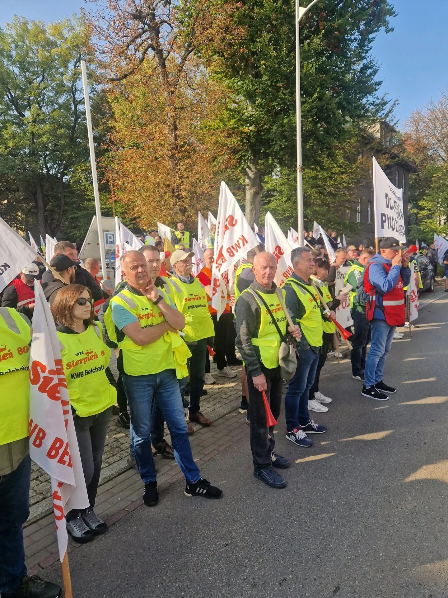 Związkowcy z Bełchatowa protestują w Katowicach